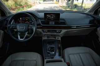Audi Q5 quattro — 2