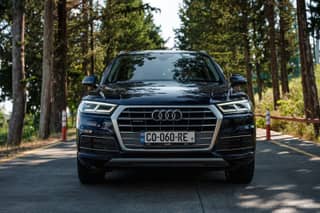 Audi Q5 quattro — 3