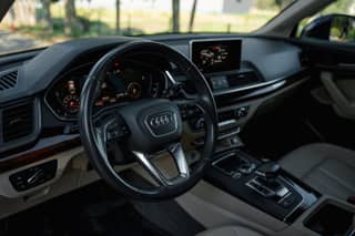 Audi Q5 quattro — 6