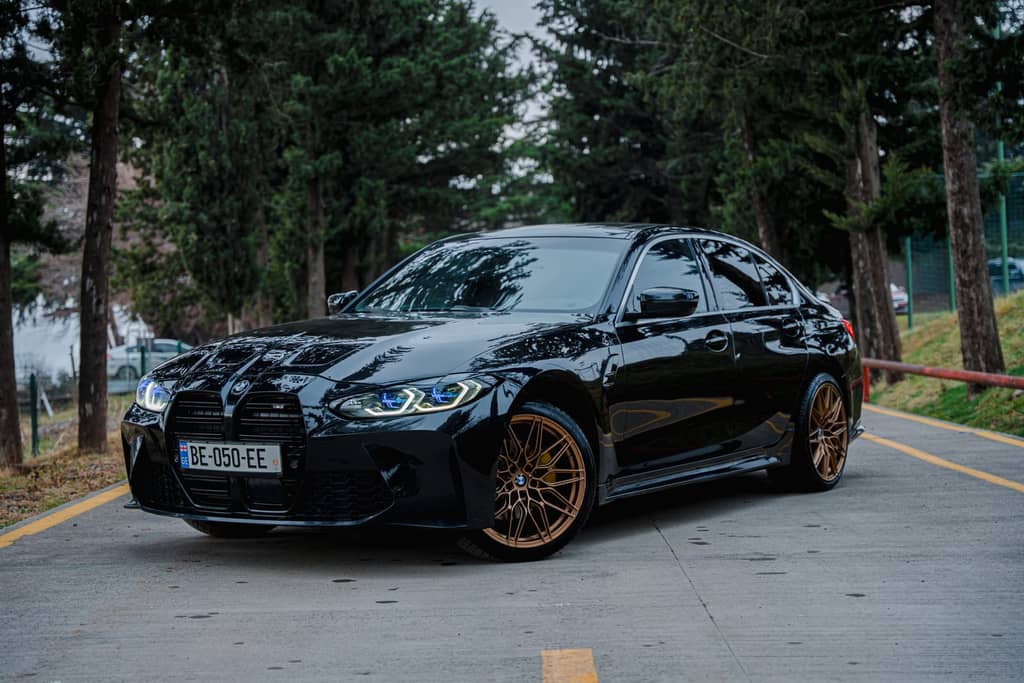 BMW 330i